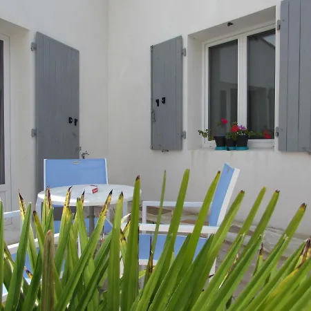 La Lumineuse Villa *